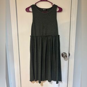 NWOT maternity dress BTFBM size M-dark hunter green